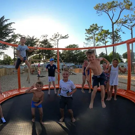 Mobil-home 4 Pers à Avec Terrasse - Api-1-52-1456 Camping