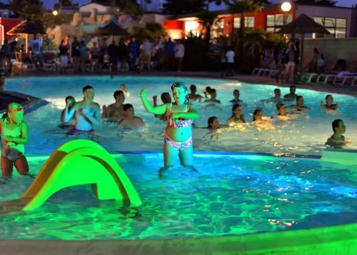 Mobil-home 4 Pers à Avec Terrasse - Api-1-52-1456 *